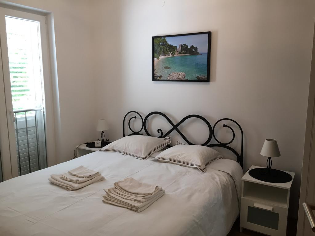 Jelena Apartments Bol Bagian luar foto